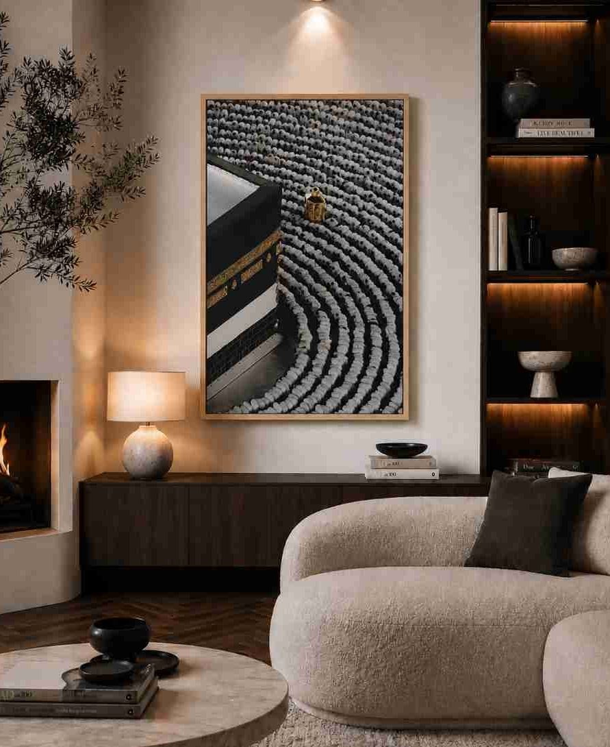 Aerial worshippers bowing at Kaaba corner