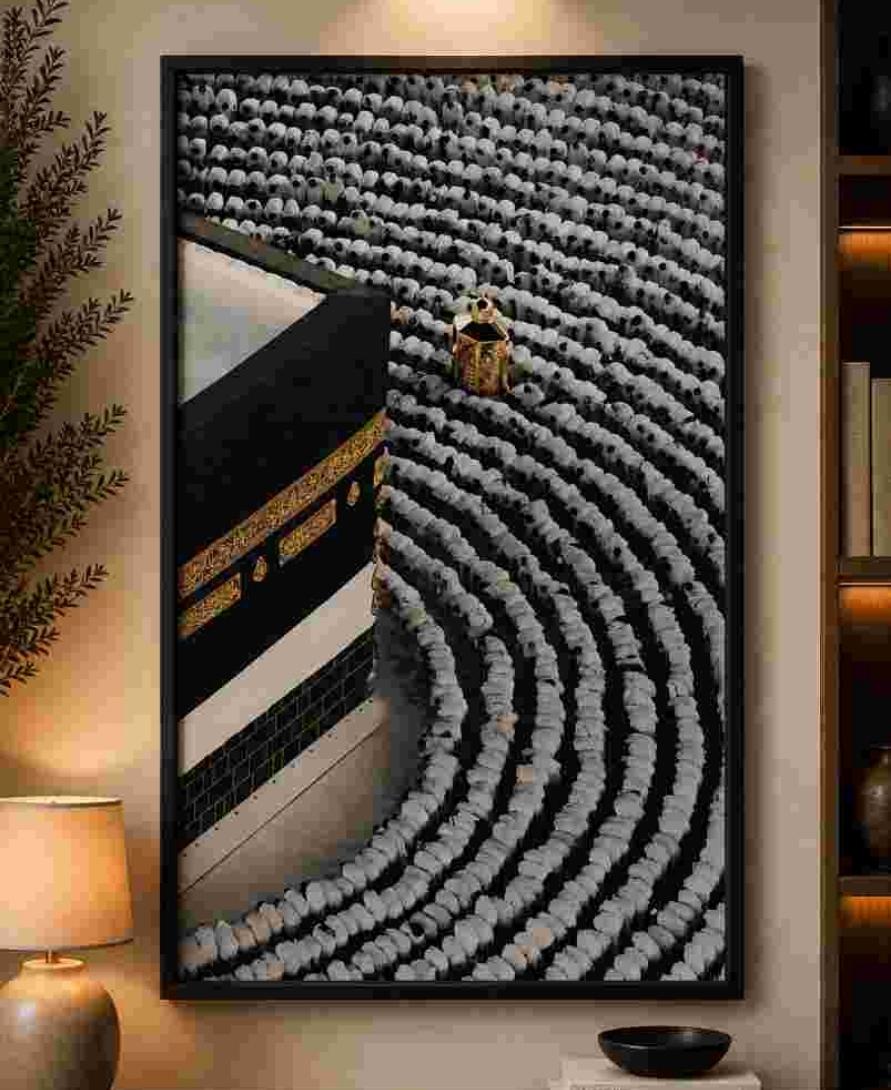 Aerial worshippers bowing at Kaaba corner